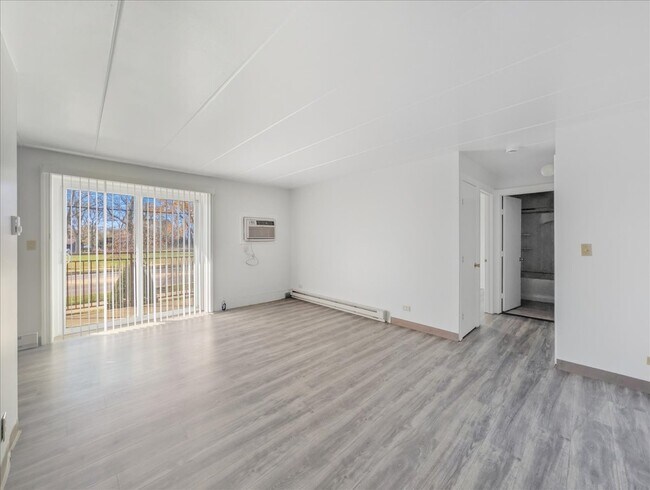 Foto del edificio - 350 S Main St