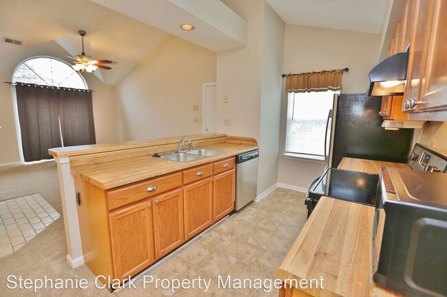 Foto del edificio - 2 br, 2 bath House - 1707 Willow Creek Court