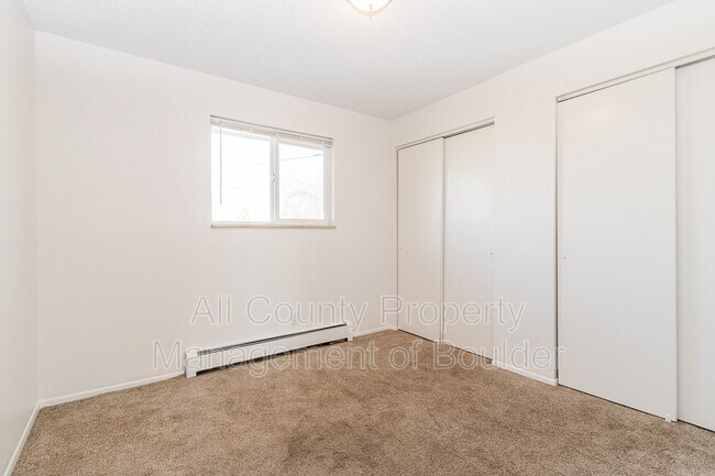 Foto del edificio - 832 S Bowen St