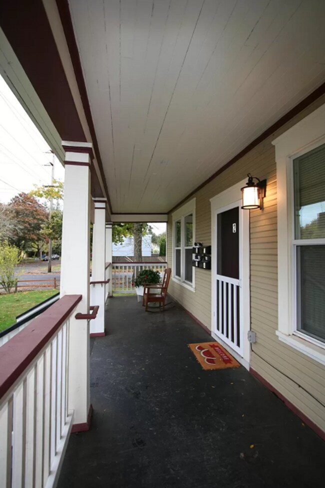Foto del edificio - 420 20th St SE