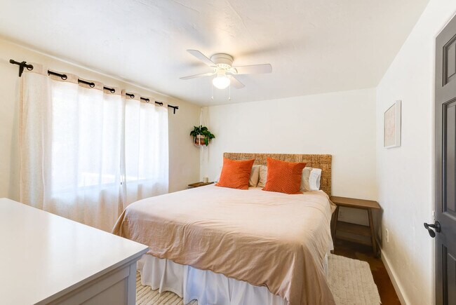 Foto del edificio - 3650 N 38th St