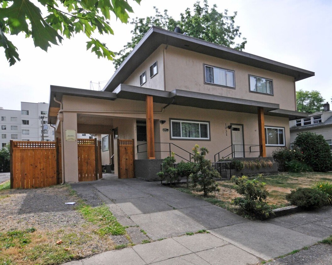 Primary Photo - Studio One Bedroom at 11th and Mill - avai...