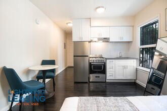 Building Photo - 750 Normandie Ave