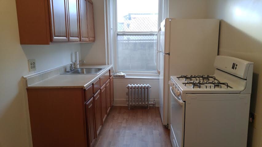 Primary Photo - 210 20th St