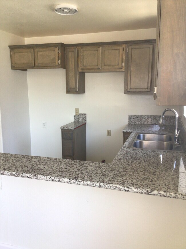 Foto del edificio - 335 E 76th St