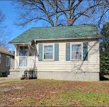 Building Photo - 1032 Covert Ave