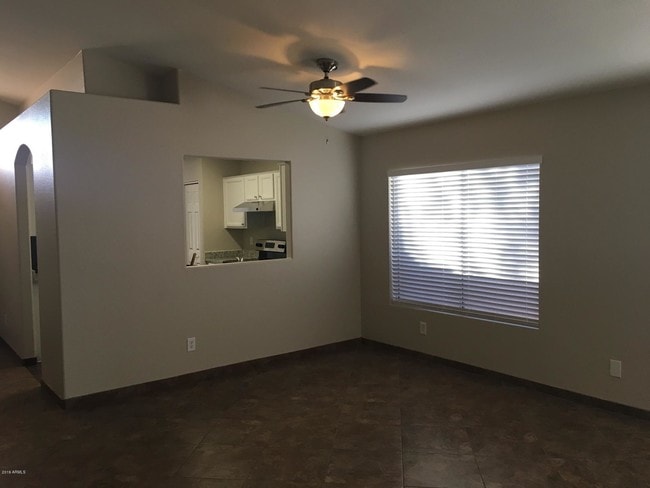 Building Photo - 2224 E Kelton Ln