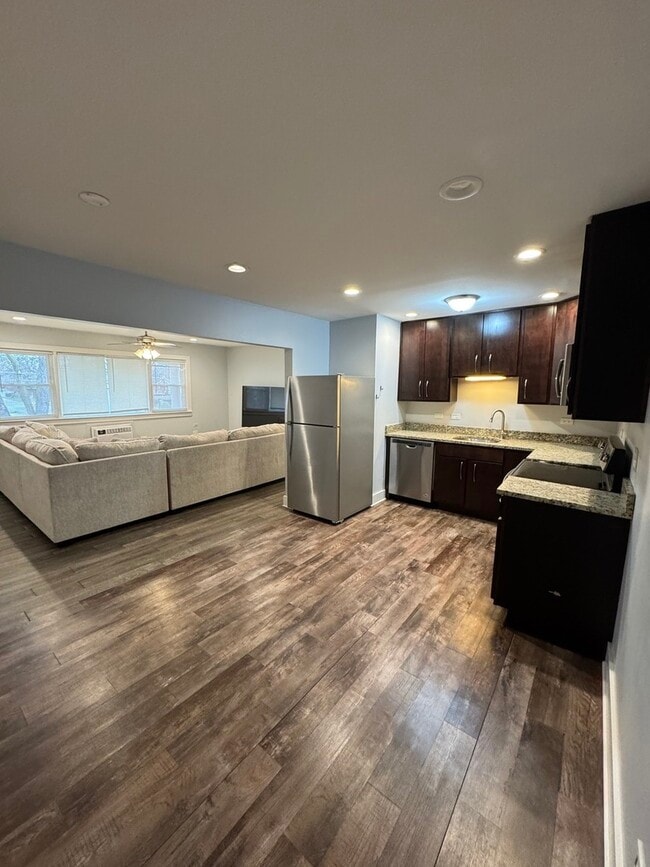 Building Photo - 1443 Homestead Rd