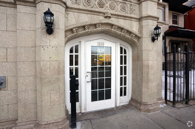 Foto del edificio - Logan Vistas Apartments