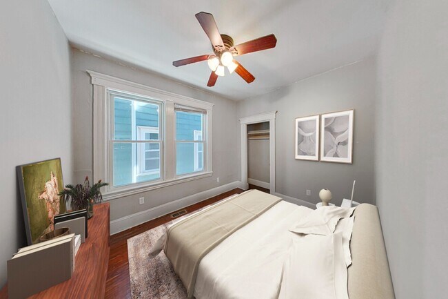 Foto del edificio - 737 Parker St