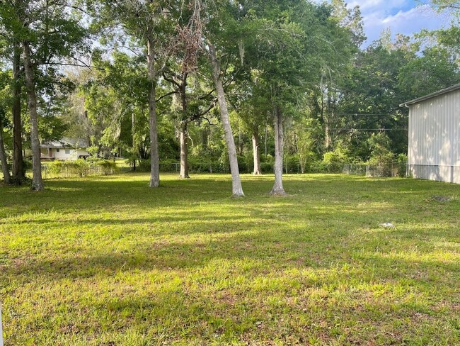 Building Photo - 3/2 Cannon Creek Airpark