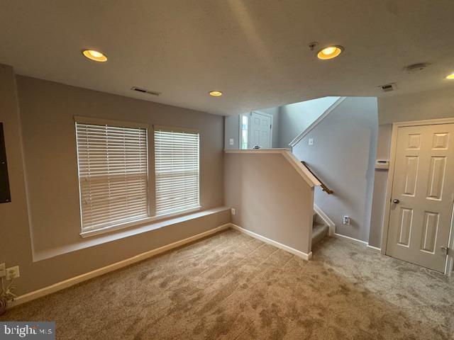 Building Photo - 736 Wineberry Way