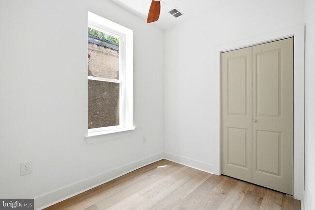 Building Photo - 2456 N 19th St