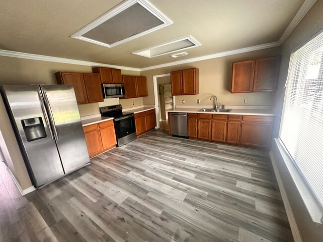 Foto del edificio - Room in House on Mirecourt