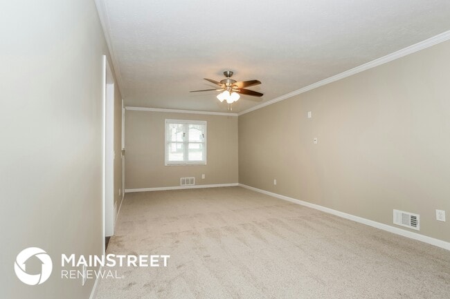 Building Photo - 3677 Fairlane Dr