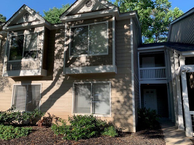 Building Photo - 45 Little Silver Ct SE