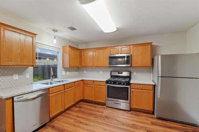 Building Photo - 14706 Jewel Meadow Dr