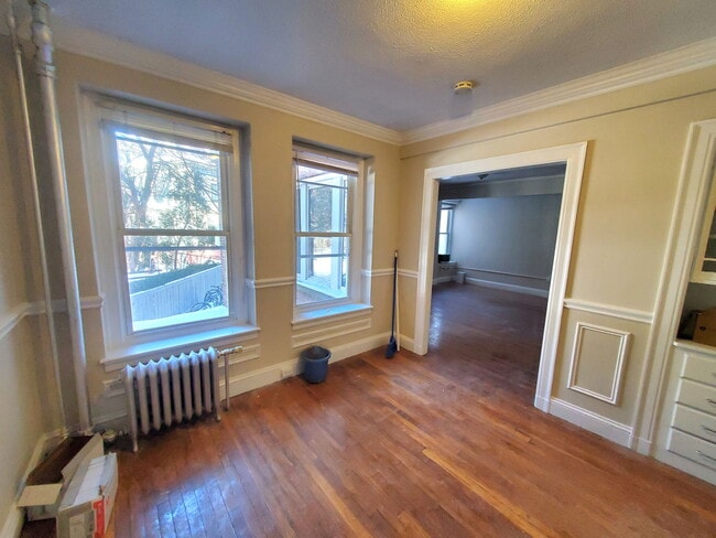 Building Photo - 7 Craigie Cir