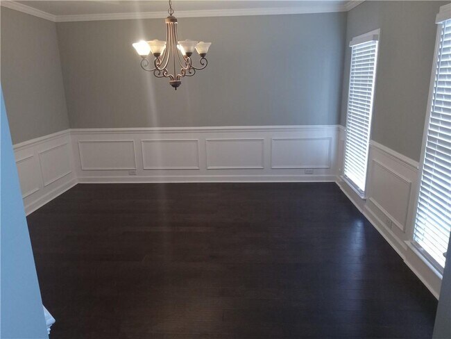 Building Photo - 2639 Middleton Way