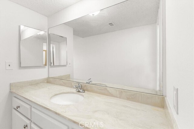 Foto del edificio - 232 S Ramona Ave