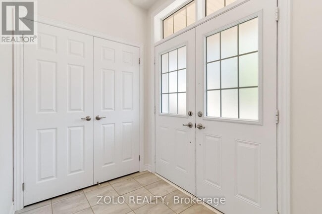 Building Photo - 227 WISTERIA
