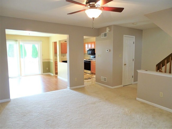 Building Photo - 118 Riders Way