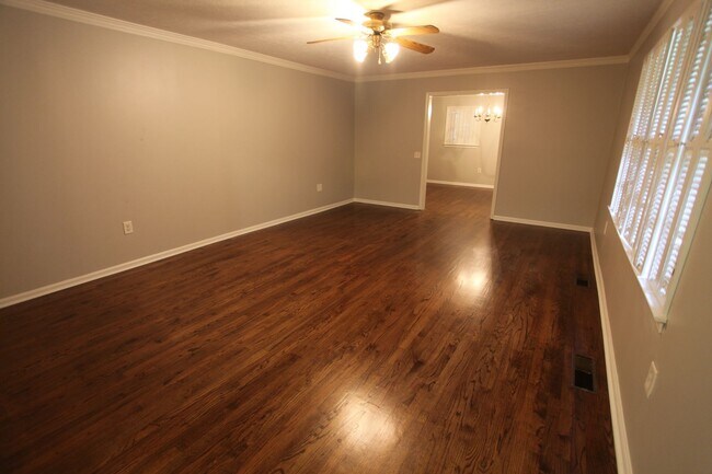 Foto del edificio - Beautiful Home Available Now!
