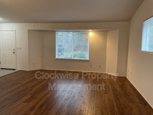 Building Photo - 9709 11th Ave Ct E
