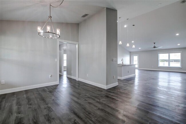 Foto del edificio - 5332 Pierpoint Ave