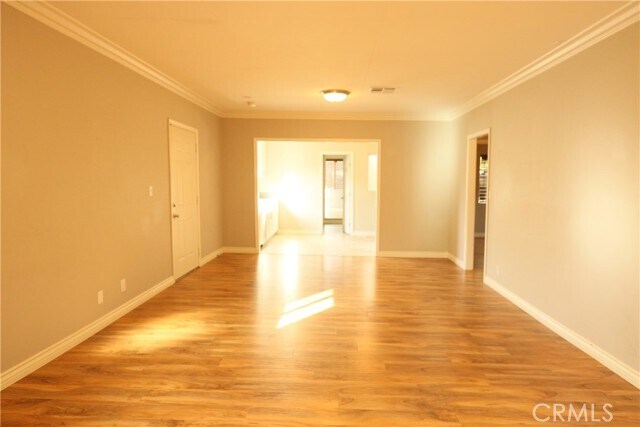 Foto del edificio - 239 E Montana St