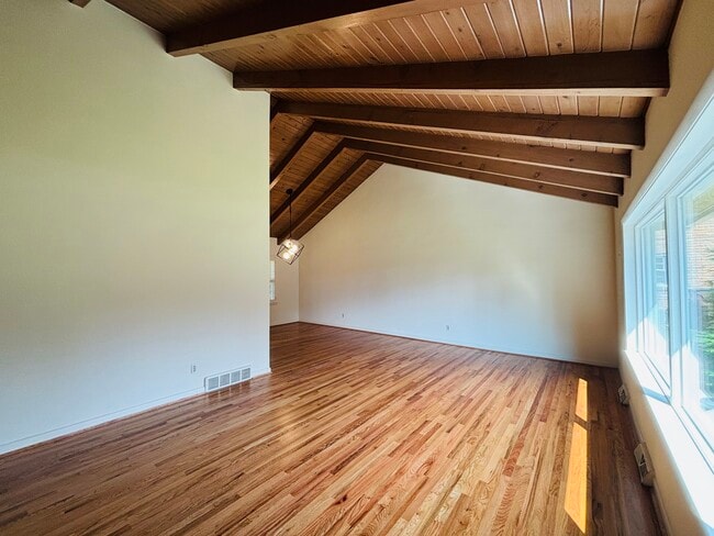 Foto del edificio - 7743 Highgate Pl