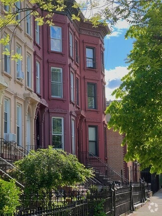 Building Photo - 232A Putnam Ave