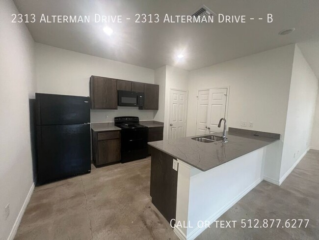 Building Photo - 2313 Alterman Dr