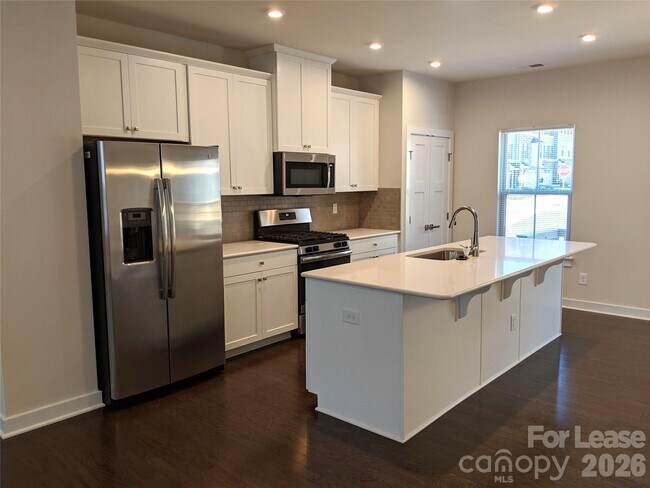 Foto del edificio - 3051 Salix Bend Dr