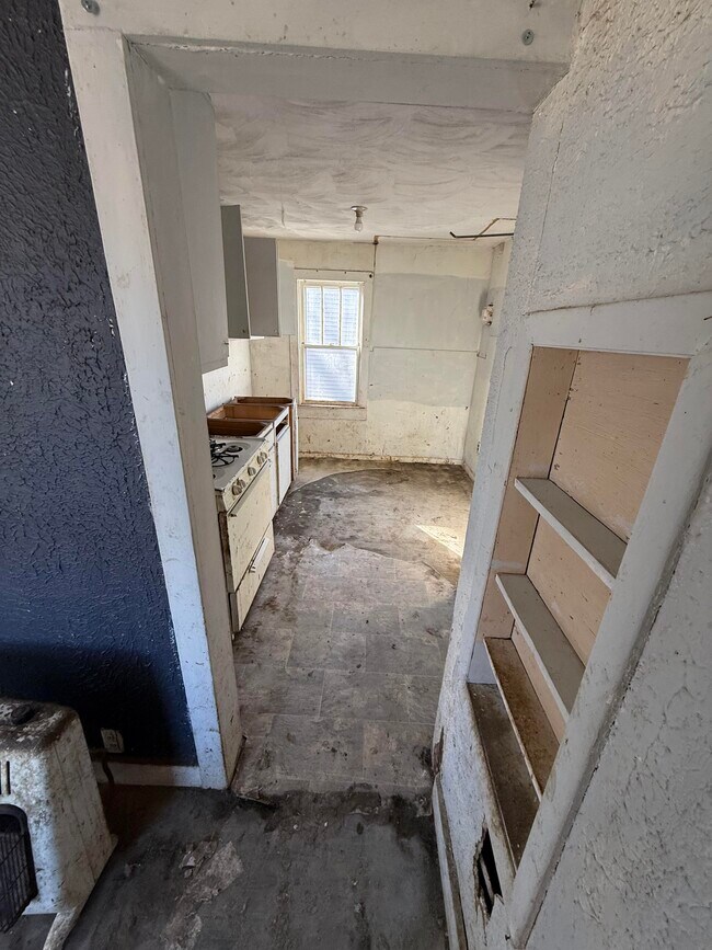 Foto del edificio - 1700 W Grand Ave