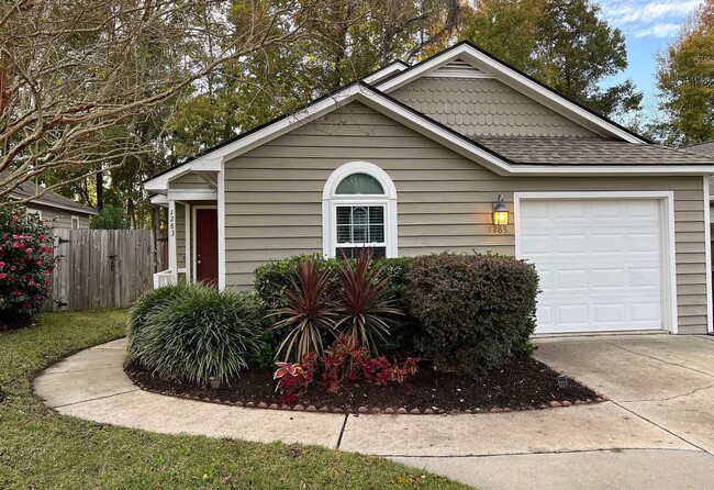 Building Photo - 1283 Llewellyn Rd
