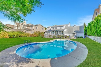 Building Photo - 204 Washington Blvd