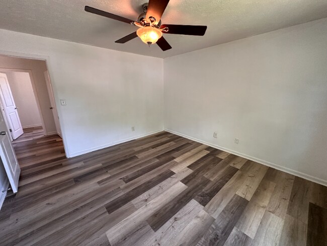 Foto del edificio - 2872 Harris St