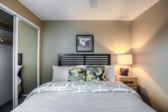 Building Photo - Parkside Apartments