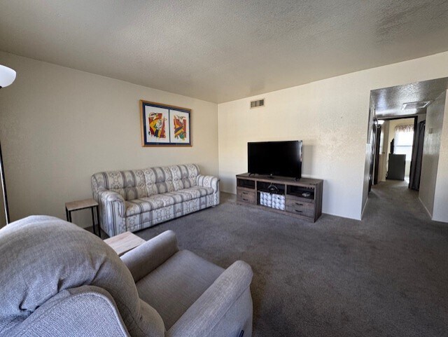 Foto del edificio - 454 Riverfront Dr