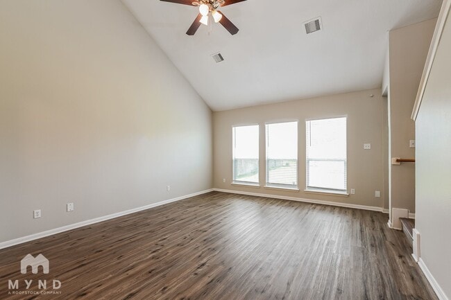 Building Photo - 1019 Auburn View Ln