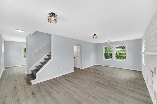 Foto del edificio - 627 W 43rd Pl