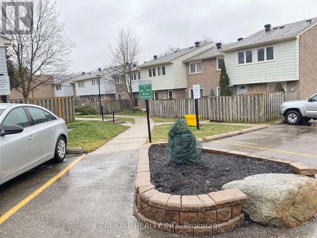 Photo du bâtiment - 103 Rock Fern Way