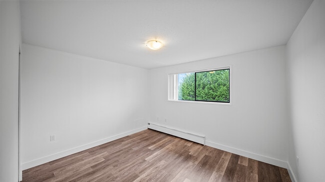 Building Photo - Ellery Manor Apartments