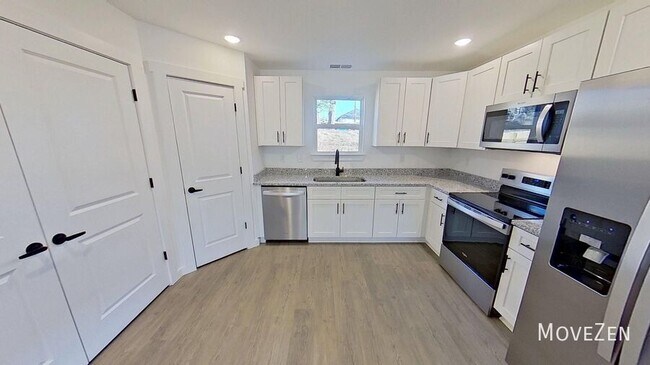 Building Photo - 16 Catawba Ave