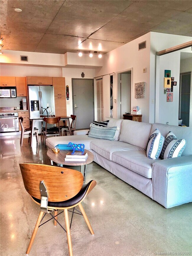 Building Photo - 2275  Biscayne Blvd  707 Miami Fl 33137