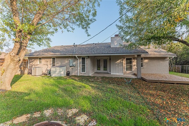 Building Photo - 1102 End O Trail