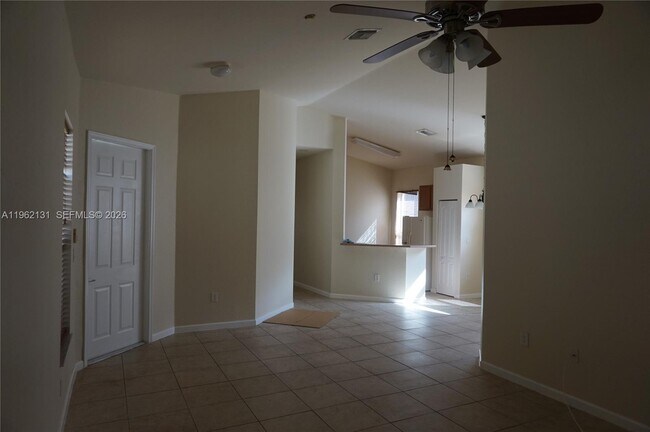 Foto del edificio - 3955 NE 12th Dr