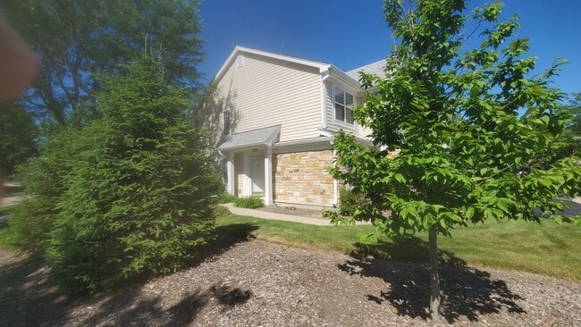 Building Photo - 2910 Ashling Ct