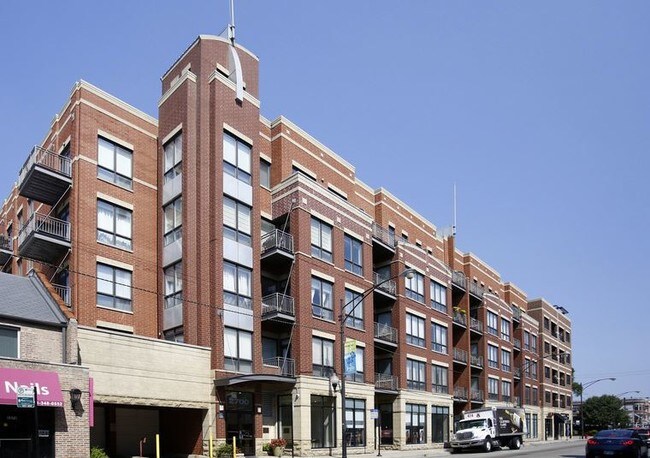 Building Photo - 2700 N Halsted St